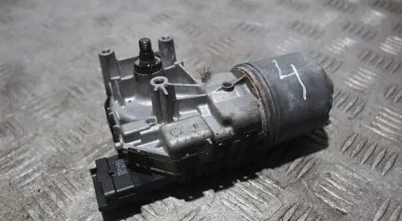 Peugeot 207 Wiper motor 0390241540