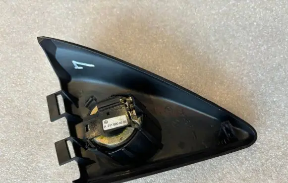 Mercedes-Benz SLK R171 Front door high frequency speaker A1717200194 1717200194