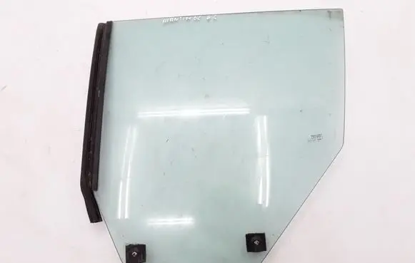 Rear vent window glass