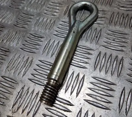 Seat Leon (1P) Towing hook eye 1s05422