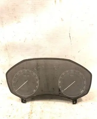 Skoda Octavia Mk2 (1Z) Speedometer (instrument cluster) 1Z0920841E 053285 A2C53106517