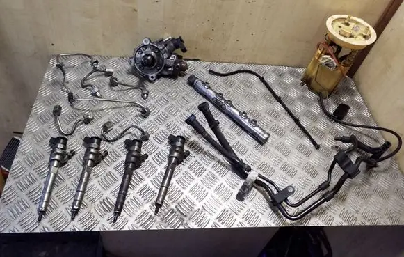 Mini Cooper Countryman R60 Fuel injection system set 0445110401 850690203 8506902