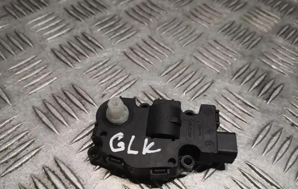Mercedes-Benz GLK (X204) Intake manifold valve actuator/motor A2218200042 2218200042
