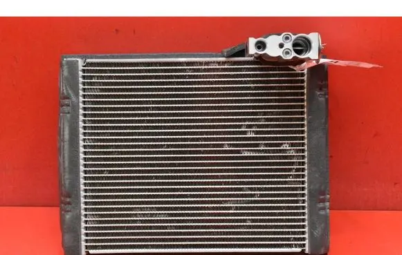 Toyota Yaris Air conditioning (A/C) radiator (interior) 
