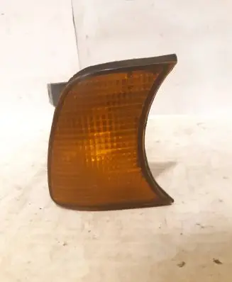 BMW 5 E34 Front indicator light 1384034 155042
