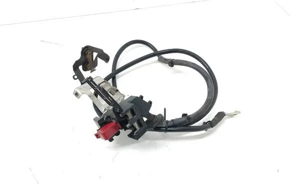 Volkswagen Touareg I Positive cable (battery)