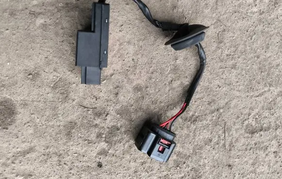 Volkswagen Golf V Fuel injection pump control unit/module 1K0906093J 10400400033 4UM0006680