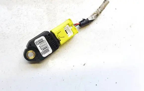 Toyota Avensis T270 Airbag deployment crash/impact sensor 8983105040 89831-05040