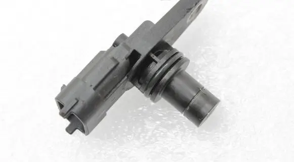 Mercedes-Benz C AMG W205 Camshaft position sensor A0061537128 A0009050343
