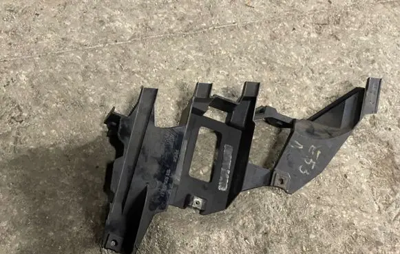 BMW X5 E53 Headlight/headlamp mounting bracket 15183500