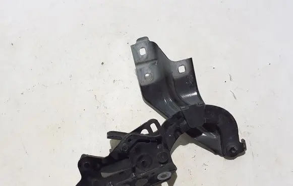 Mercedes-Benz C W206 Engine bonnet/hood hinges A2068803801