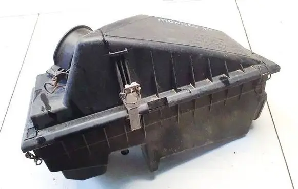 Ford Mondeo MK II Air filter box 97BB9600AD 97BB-9600-AD
