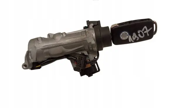 Volkswagen Touran I Ignition lock 1K0905851B