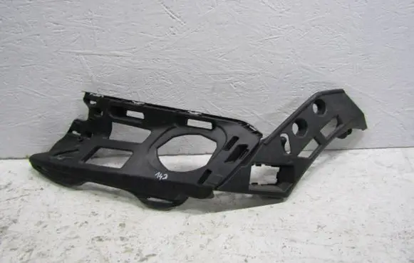 Skoda Enyaq iV Front bumper mounting bracket 5LA807055