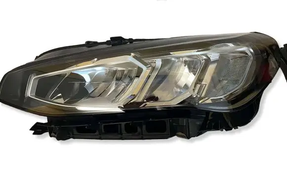 BMW 2 Active Tourer U06 Headlight/headlamp 5A42243