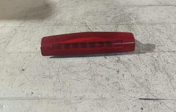 Opel Zafira B Third/center stoplight 13252463