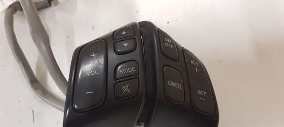 Mazda 6 Steering wheel buttons/switches 153769RH
