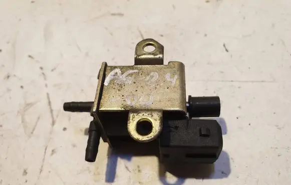 Audi A6 S6 C5 4B Turbo solenoid valve 026906283H