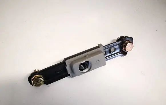 Chevrolet Kalos Seat belt adjustment rail 