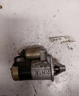 Mitsubishi Pajero Pinin Starter motor M000T81284 MD360368