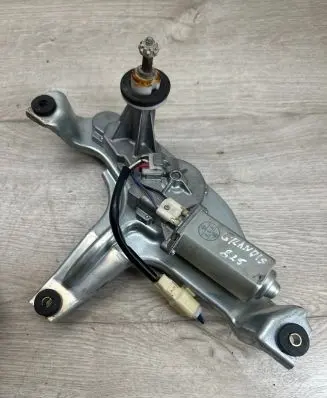 Mitsubishi Grandis Rear window wiper motor 34977581