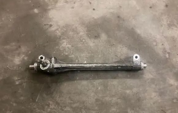 Toyota RAV 4 (XA30) Steering rack NSK0030