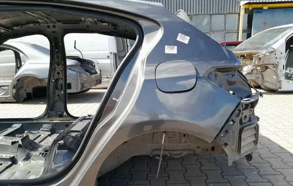 Ford Focus Rear mudguard 