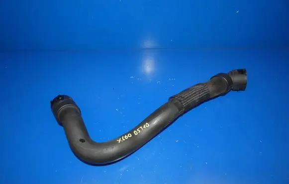 Volvo XC60 Engine coolant pipe/hose 