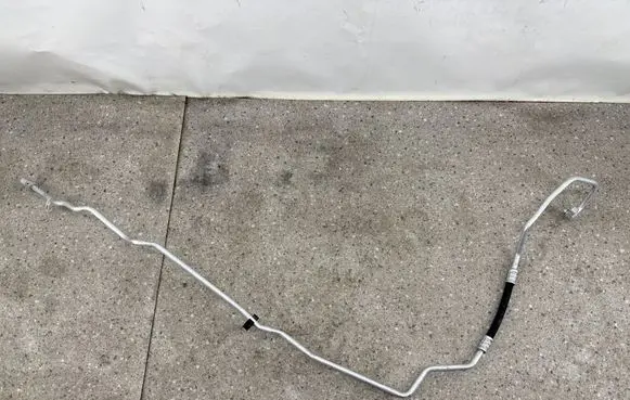 BMW X7 G07 Air conditioning (A/C) pipe/hose 9493989