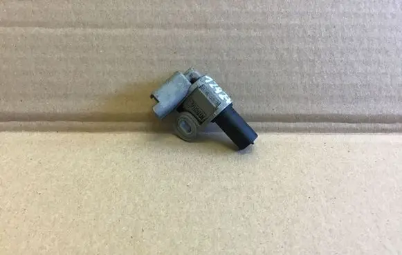Peugeot 407 Camshaft position sensor 9645844080