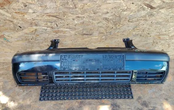 Volkswagen Golf IV Front bumper