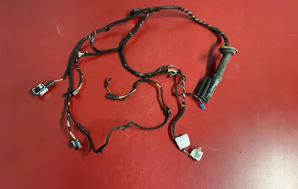 BMW X1 F48 F49 Front door wiring loom 9384564 9384571