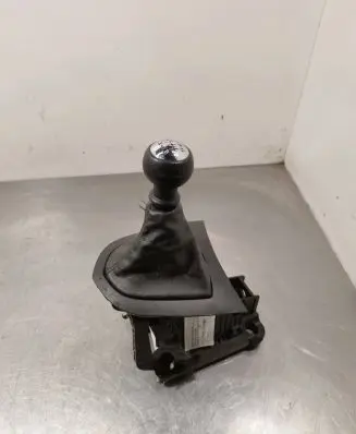 Peugeot 308 SW Gear shifter/selector 9670839380 0B461547 0104900722