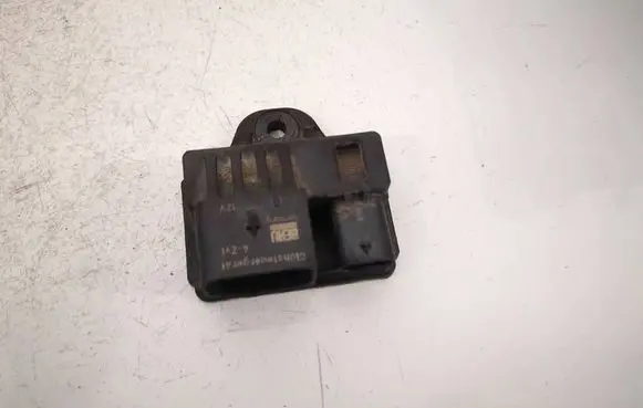 BMW 5 F10 F11 Glow plug pre-heat relay 857008702