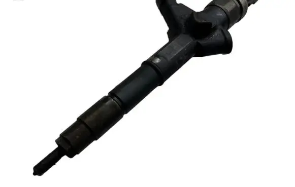 Nissan Primera Fuel injector AW420AW4 06F05855
