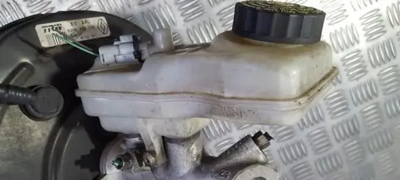 Renault Scenic II - Grand scenic II Master brake cylinder 32067111C 32067111-C