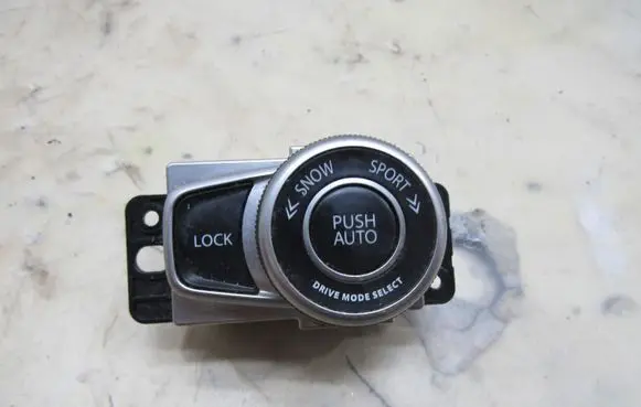 Suzuki SX4 S-Cross Other switches/knobs/shifts KRIS235789