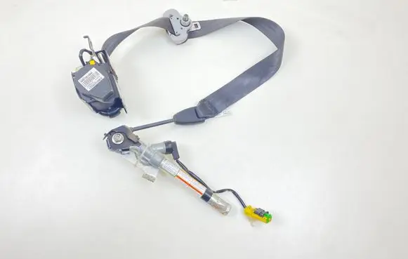Honda CR-V Front seatbelt 608200100A 6023602