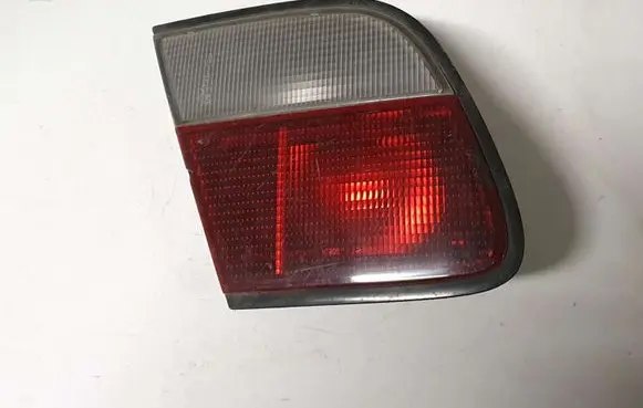 Nissan Almera Tailgate rear/tail lights