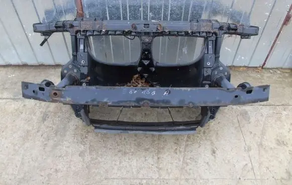 BMW 1 E81 E87 Front piece kit 