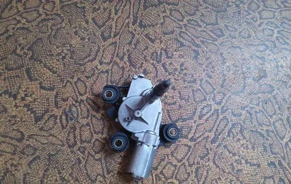 Citroen C4 I Picasso Rear window wiper motor 0390201840 9654116380