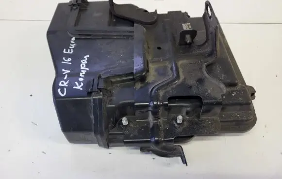 Honda CR-V Engine control unit box 
