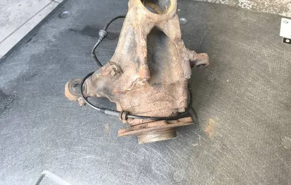 BMW X3 F25 Front wheel hub spindle knuckle 6787679