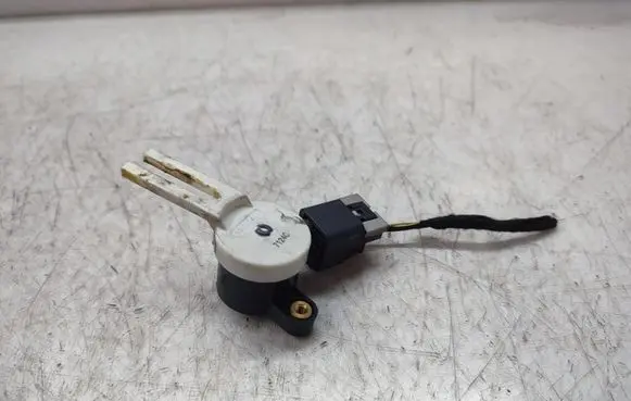 Opel Insignia B Sensor 13507418