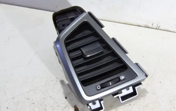 Hyundai Tucson TL Dashboard side air vent grill/cover trim D7974-80000