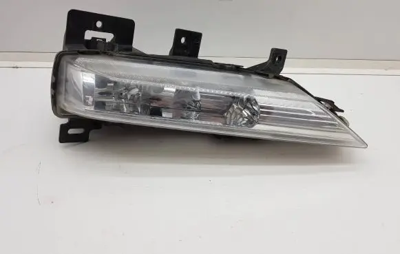 Infiniti Q30 LED Daytime headlight 90067651