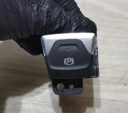 Fiat 500X Hand parking brake switch 07356123300 02127 00539
