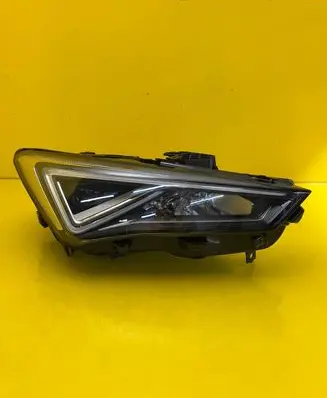 Cupra Formentor Headlight/headlamp 5FG941008E