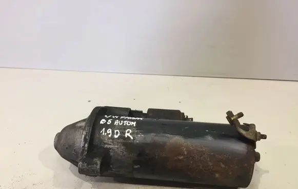 Volkswagen PASSAT B5 Starter motor 068911024F 0001110126 0001110127