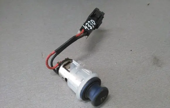 Smart ForTwo I 12 V Socket (front) 73940242